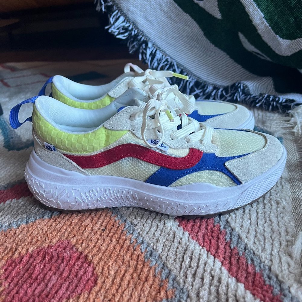 Vans UltraRange Neo VR3 Shoe White/Multi Womens 7.5 Men 6
